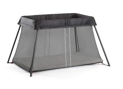 Lit parapluie et lit de voyage